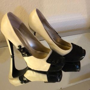 Charlotte Rousse size 8 high heel like new